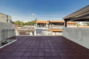 Image 6 - 922138