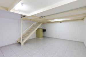 Image 3 - 922139