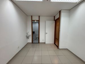 Image 11 - 922141