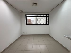 Image 15 - 922141