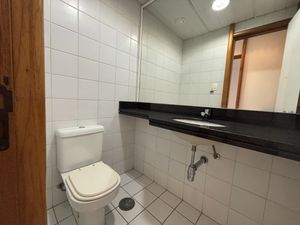 Image 21 - 922141