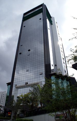 Image 32 - 922141
