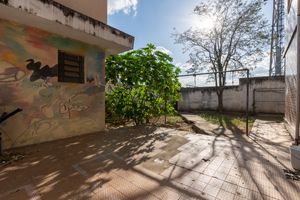 Image 3 - 922142