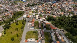 Image 15 - 922151