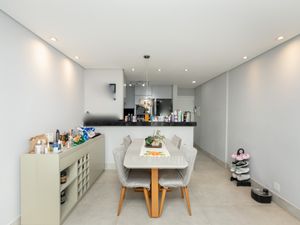 Image 3 - 922163