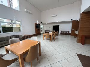Image 22 - 922167