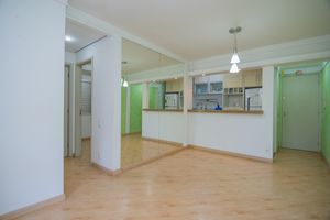 Image 2 - 922179