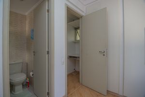 Image 16 - 922179