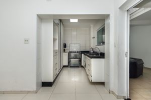 Image 11 - 922194