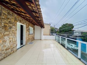 Image 32 - 922194