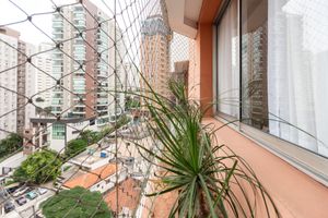 Image 9 - 922198