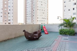 Image 21 - 922212