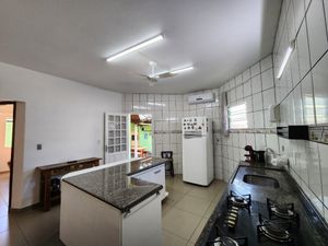Image 14 - 922213