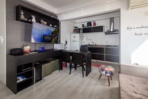 Image 1 - 922214