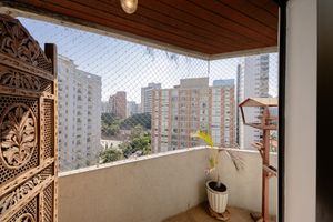 Image 19 - 922241
