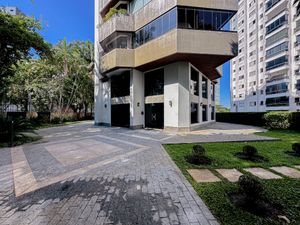 Image 47 - 922241