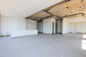 Image 20 - 922245