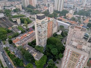 Image 40 - 922247