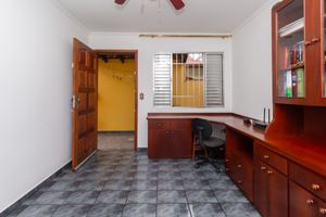 Image 31 - 922251