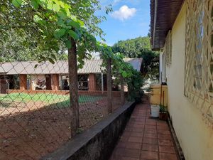 Image 38 - 922257
