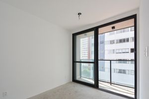 Image 16 - 922265