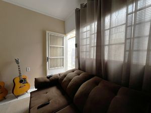 Image 7 - 922274