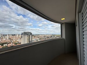 Image 17 - 922282