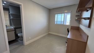 Image 19 - 922283