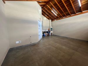 Image 3 - 922289