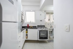 Image 13 - 922292
