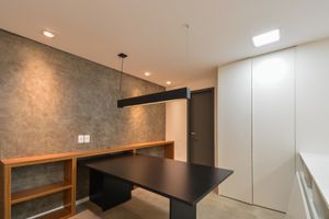 Image 15 - 922313