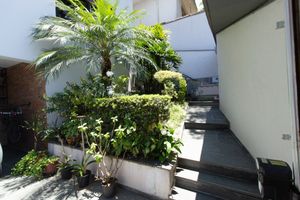 Image 37 - 922315