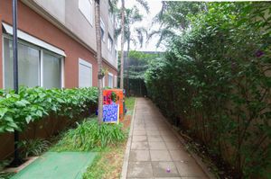 Image 20 - 922317