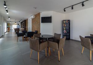 Image 41 - 922324