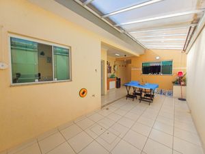 Image 15 - 922325