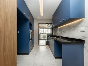 Image 6 - 922326