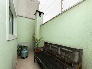 Image 11 - 922327