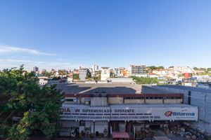 Image 5 - 922328