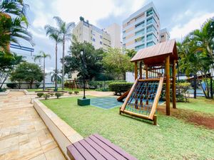 Image 35 - 922334