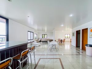 Image 41 - 922334