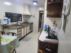 Image 9 - 922339