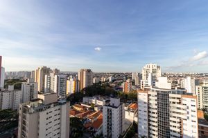 Image 7 - 922341
