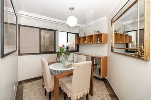 Image 25 - 922342