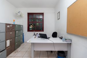 Image 23 - 922343