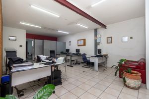 Image 33 - 922343