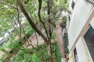 Image 37 - 922344