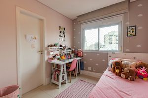Image 16 - 922344