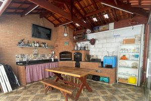 Image 19 - 922355