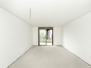 Image 43 - 922357