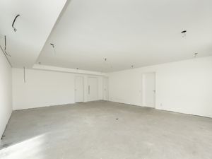 Image 36 - 922357
